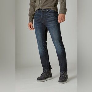 listing-status-banner